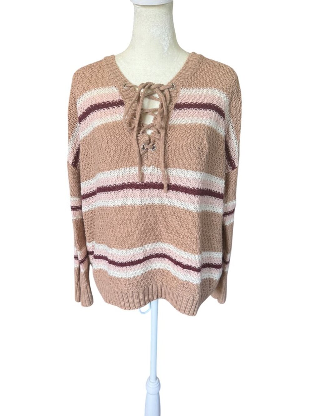 Rue21 tan long sleeve laced v-neck stretchy ribbed hem sweater women's size M